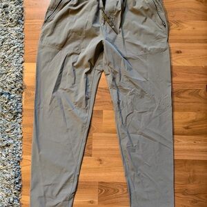 lululemon athletica Men's Cargo Pants in Khaki